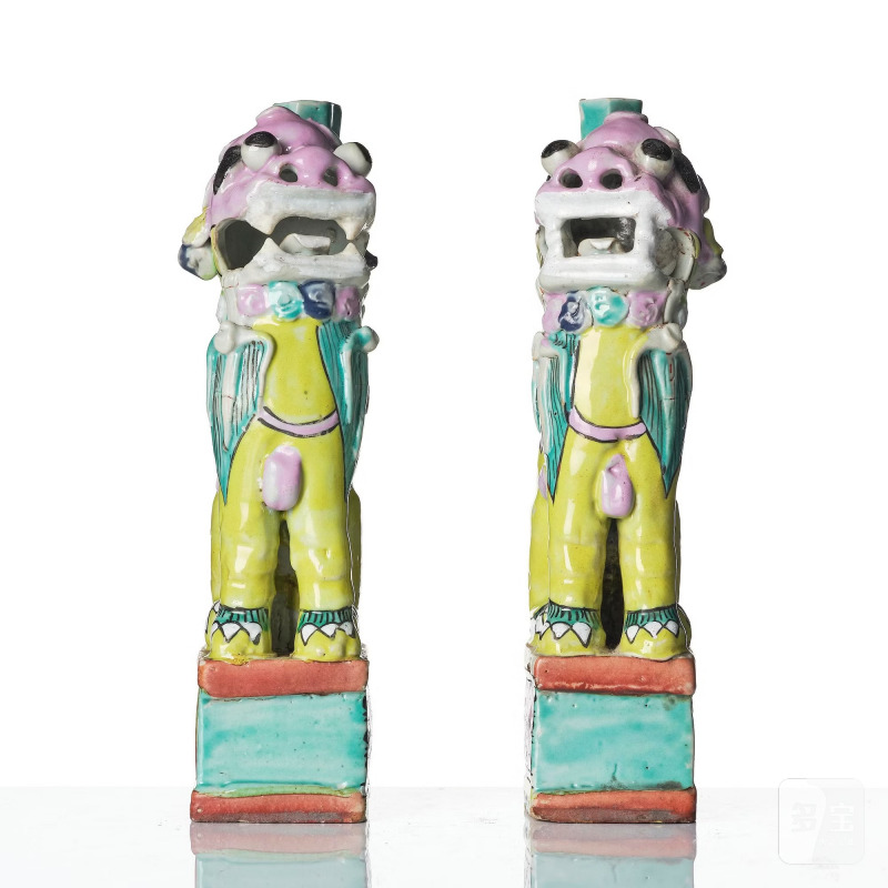 A pair of famille rose 'buddhist lion' joss stick holders, - 图2